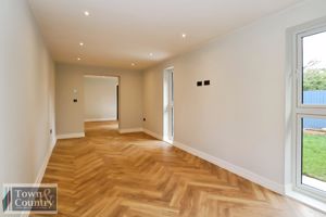 GRANVILLE WAY- click for photo gallery